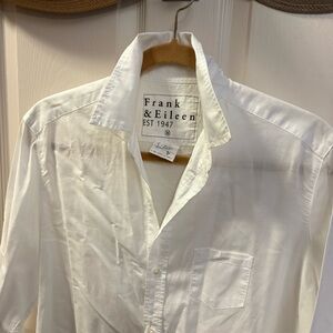 Frank & Eileen Crisp White Button Down Shirt